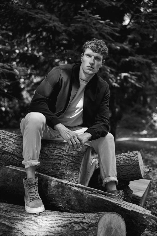 SPORTSWEAR THOMAS GOODWIN LOOK NATURE