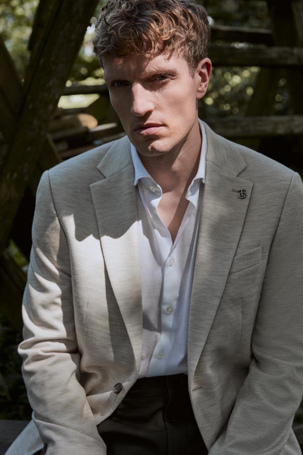 BLAZER | SAKKO THOMAS GOODWIN LOOK