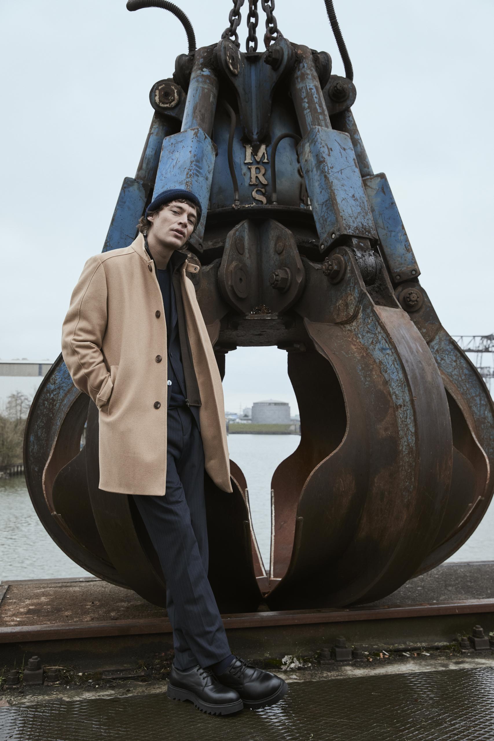 TG_25FW_002_CA_OUTDOOR_LOOK04_0436